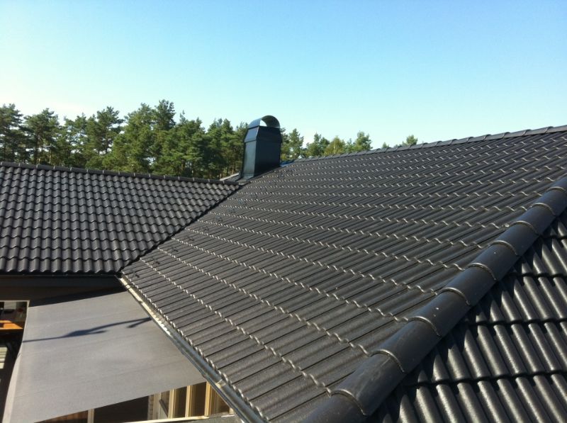 Renovering av takkupa & plåtarbeten på sommarhus i Hällingsjö, Härryda kommun